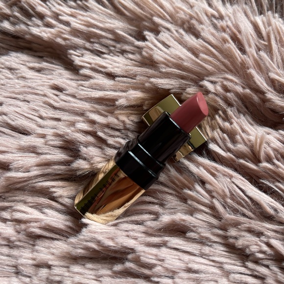 BOBBI BROWN Pretty To Go Kit - Picture 6 of 10